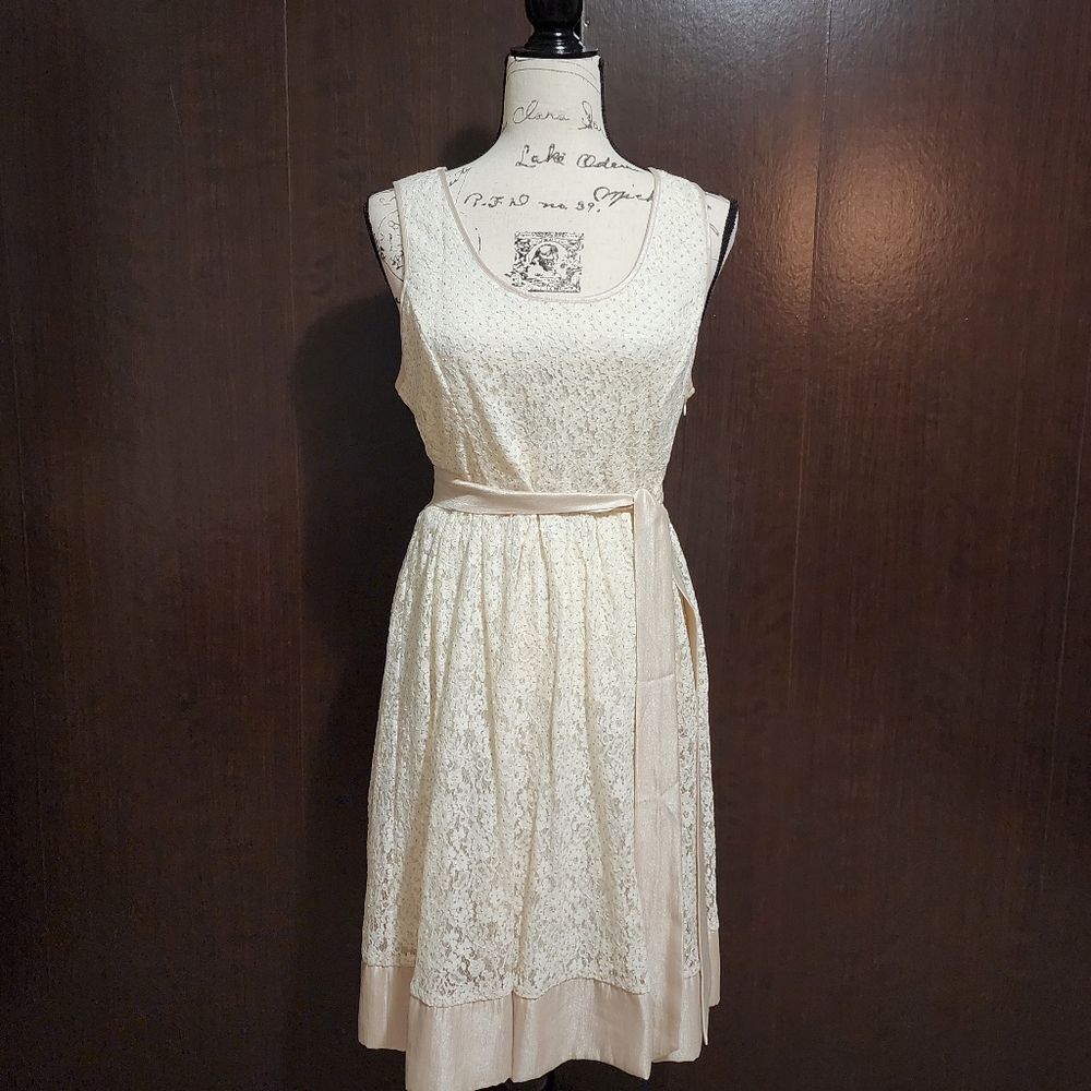 A'reve Cocktail Dress Sz small - Picture 3 of 14